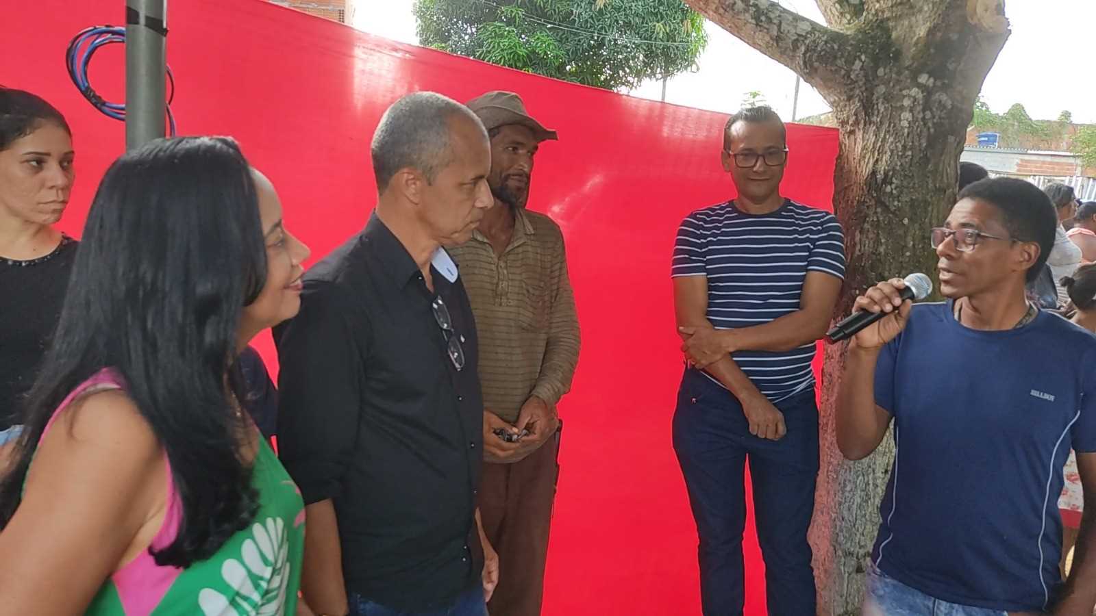 Camacã: Prefeitura homenageia as Mães da Portelinha I através do Projeto Brechó Solidário.
